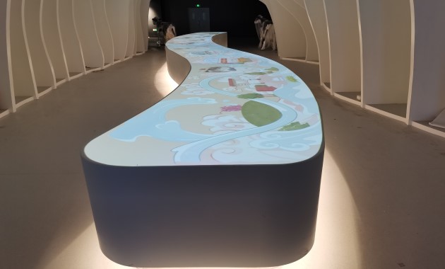 桌面互動投影-好奇數字科技