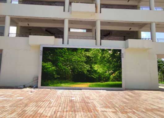 LED顯示屏、電子拼接屏在學(xué)校、醫(yī)院、事業(yè)單位的應(yīng)用場(chǎng)景